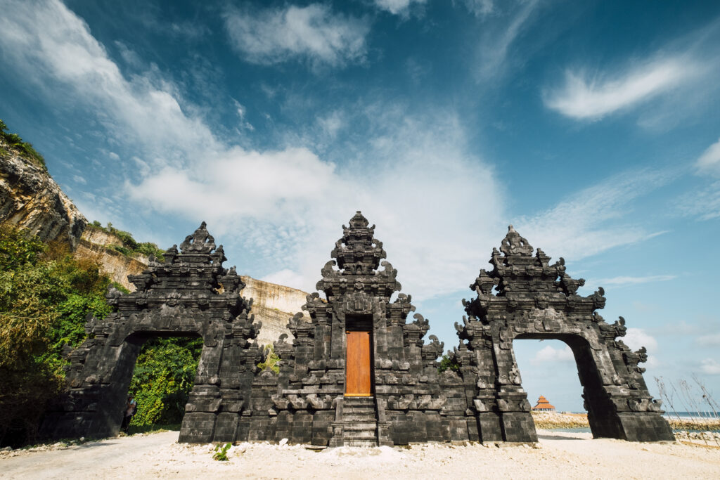 Pura Tanah Lot – The Legendary Sea Temple
