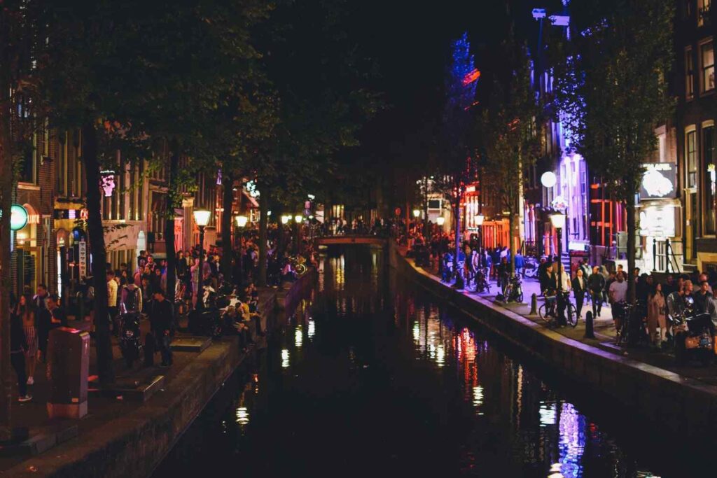 Nightlife and Evening Experiences