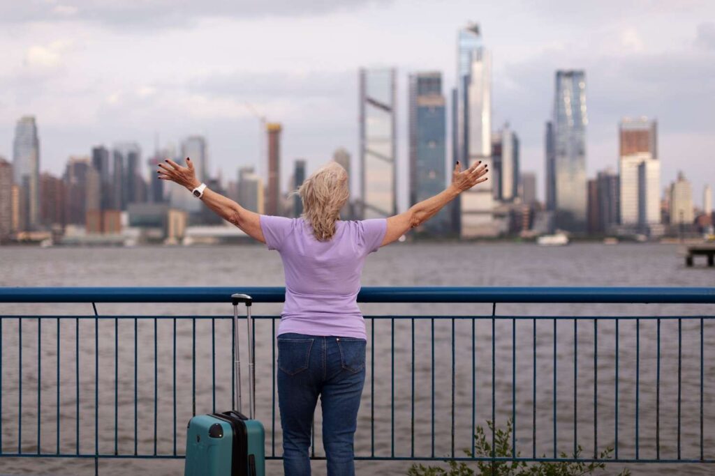 Affordable Comfort Near Iconic Landmarks