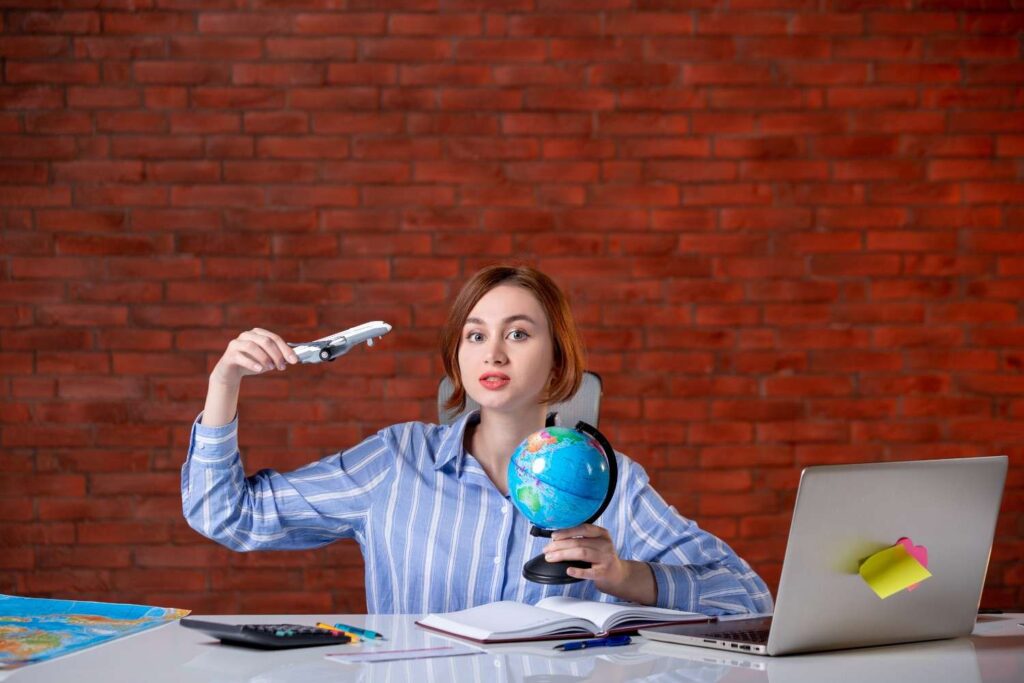 How Akbar Travels Helps You Find Affordable Flights
