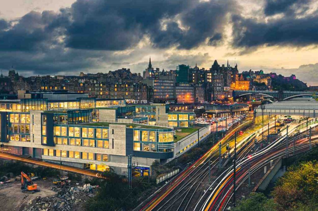 Best Areas to Find Cheap Hotels in Dublin