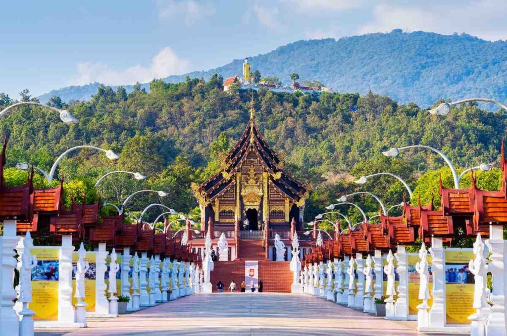 Top Attractions to Explore in Bangkok