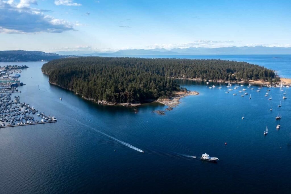 Experience Lake Michigan and Outdoor Attractions