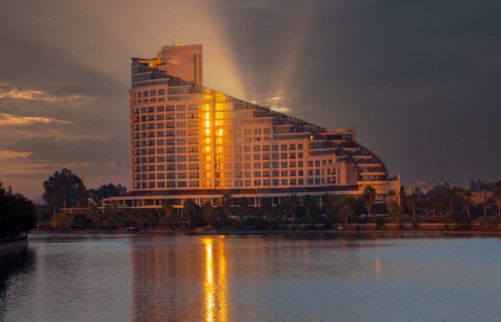 Luxury Hotels in Budapest for a Premium Stay